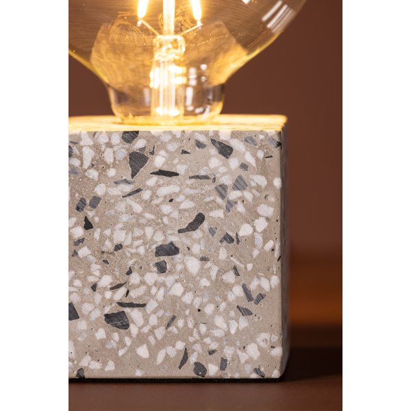 Rilche bordlampe - Hvit Rilche bordlampe - Hvit