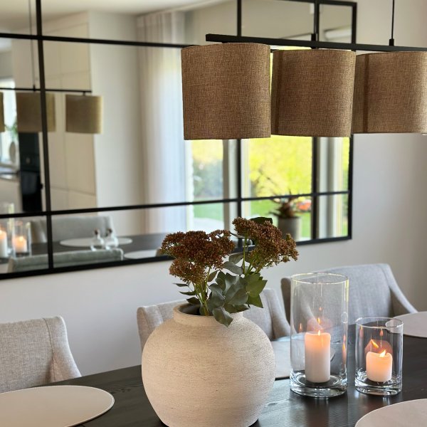 Stort helfigurspeil 110x220 cm | Sprosset | Svart ramme Stort helfigurspeil 110x220 cm | Sprosset | Svart ramme