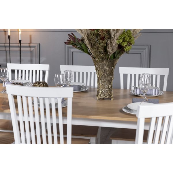 Fr spisegruppe: Bord 180 cm inkludert 6 stk Fr stoler - Eik/hvit + 4.00 x Mbelftter