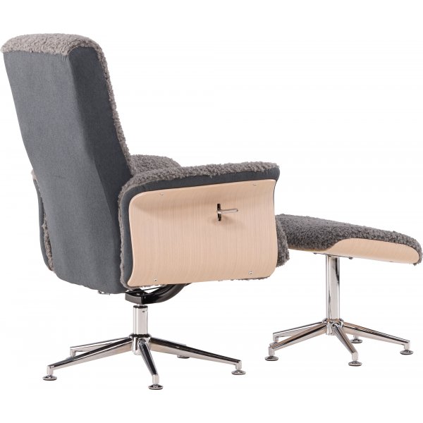 Lenestol med fotskammel - Grå saueskinnsimitasjon/hvitkalket eik Lenestol med fotskammel - Grå saueskinnsimitasjon/hvitkalket eik