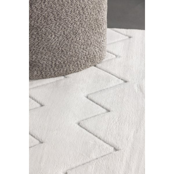 Fia teppe 290 x 200 cm - Hvit Fia teppe 290 x 200 cm - Hvit