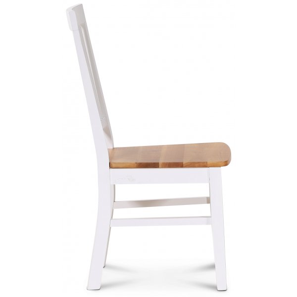 Spisegruppe: Lck spisebord, rundt - hvit / oljet eik + 4 Selma stoler - hvit / oljet eik + 3.00 x Mbelftter