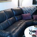 Kundebilde Enjoy recliner-hj�rnesofa - 4-seter (el) i gr�tt kunstskinn