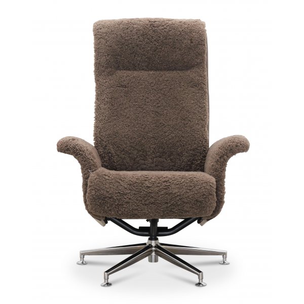 Lenestol med fotskammel i ekte saueskinn eik/brun - Ulla