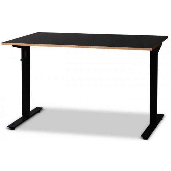 Wedge skrivebord med manuell heve- og senkefunksjon - Svart HPL Wedge skrivebord med manuell heve- og senkefunksjon - Svart HPL