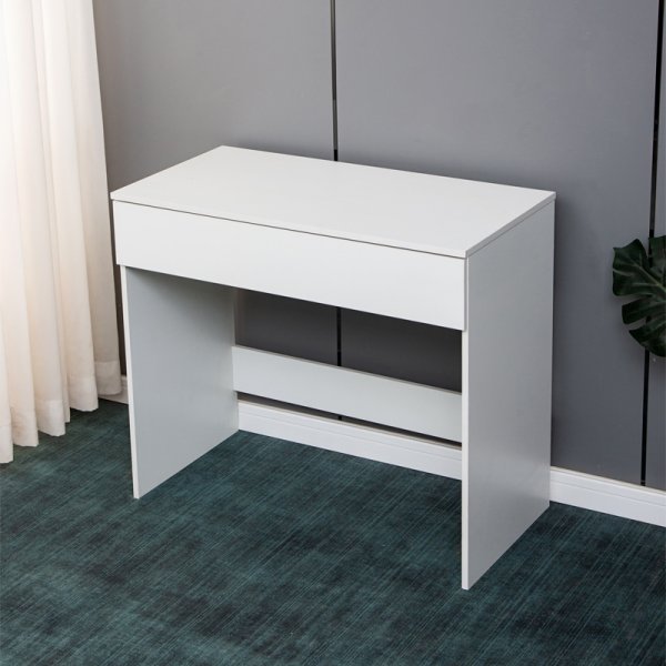 Hvitt sminkebord med oppbevaring, 90 cm bredt Hvitt sminkebord med oppbevaring, 90 cm bredt