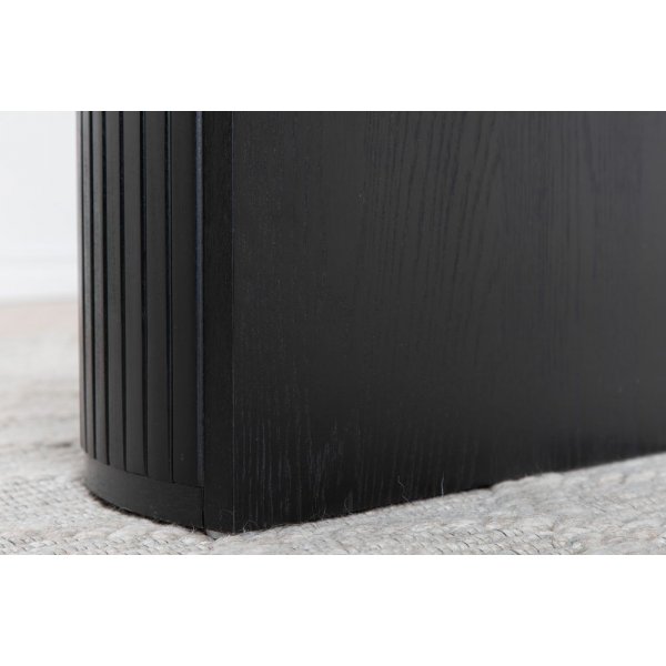 Inter ovalt spisebord - Svartbeiset eikefinr