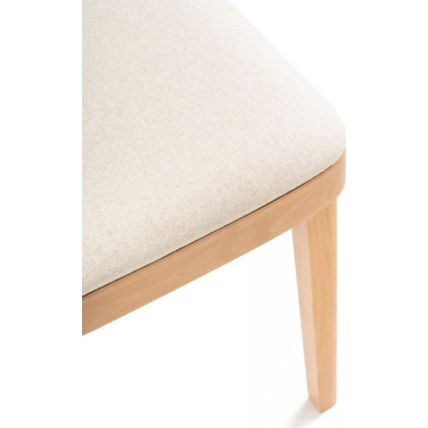 Solid spisestuestol - Valgfri farge på ramme og trekk Solid spisestuestol - Valgfri farge på ramme og trekk