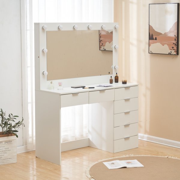 Sminkbord med belysning och förvaring Sminkbord med belysning och förvaring