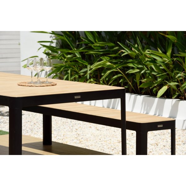 Portals spisegruppe 21 - Sort/teak Portals spisegruppe 21 - Sort/teak