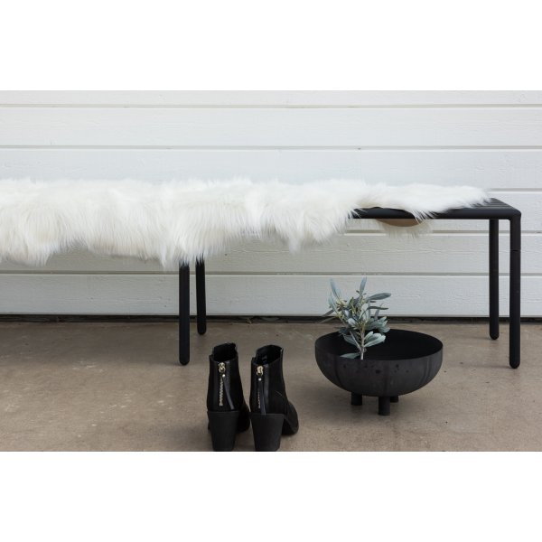 Katy trap 180 x 55 cm - Hvit fuskepels Katy trap 180 x 55 cm - Hvit fuskepels