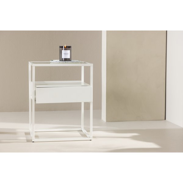 Fortaleza sidebord 40 x 40 cm - Hvit Fortaleza sidebord 40 x 40 cm - Hvit