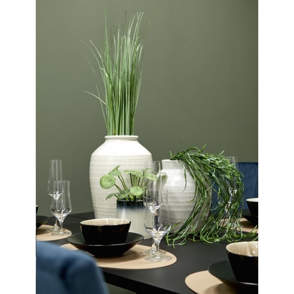 Manhattan spisebord 220 cm - Svartbeiset ask Manhattan spisebord 220 cm - Svartbeiset ask