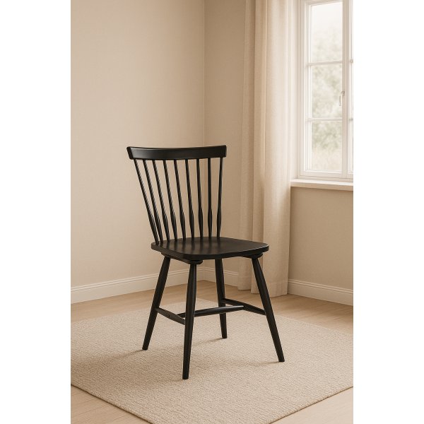 Tärnö Pinnestol - Svart + Stolpute Tärnö Pinnestol - Svart + Stolpute