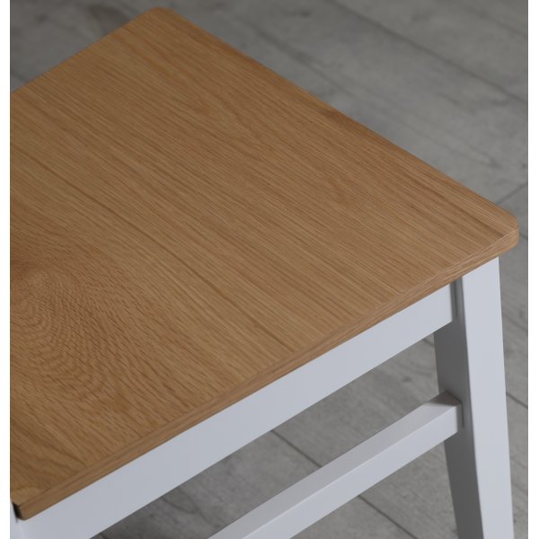 Fårö stol - Hvit/eik Fårö stol - Hvit/eik