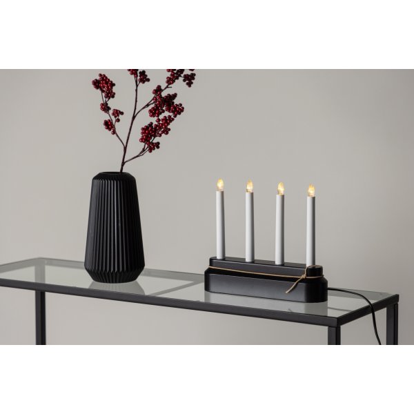 Näsfjället lysestake - Sort/Hvit Näsfjället lysestake - Sort/Hvit