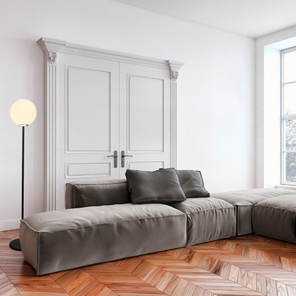 Like gulvlampe 16 - Svart/hvit Like gulvlampe 16 - Svart/hvit