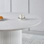 Sandö spisebord Ø120 cm - Hvit / Terzzo Sandö spisebord Ø120 cm - Hvit / Terzzo