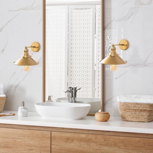 Konisk vegglampe 12196 - Gull