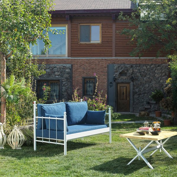 Lalas 2-seters utesofa - Hvit/bl� + M�belrengj�ring