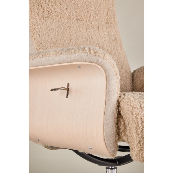 Hagön hvilestol med fotskammel - Whitewash + Flekkfjerner for møbler Hagön hvilestol med fotskammel - Whitewash + Flekkfjerner for møbler