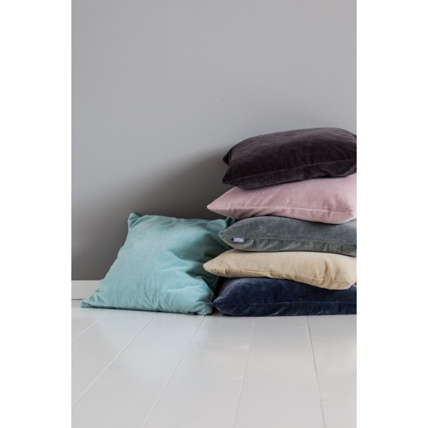 Aletta putetrekk 50x50 cm - Mørkgrå Aletta putetrekk 50x50 cm - Mørkgrå