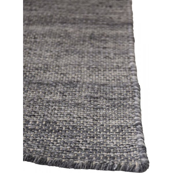 Raggteppe Trevor - Graftgrå Polyester Raggteppe Trevor - Graftgrå Polyester