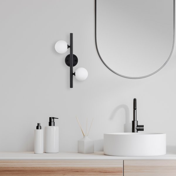 Domino vegglampe 11038 - Sort/hvit Domino vegglampe 11038 - Sort/hvit