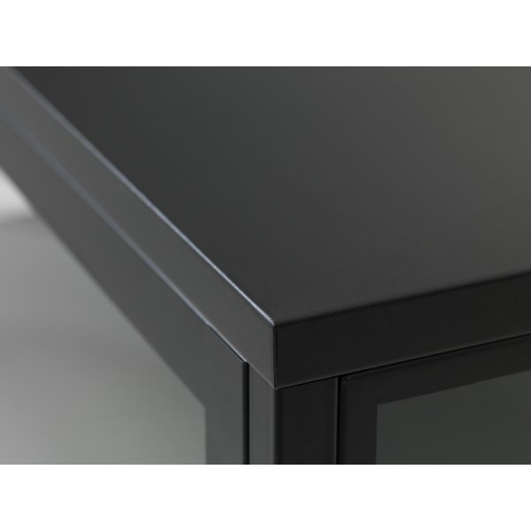 Toddy svart metallskap med glassdører H190 cm Toddy svart metallskap med glassdører H190 cm