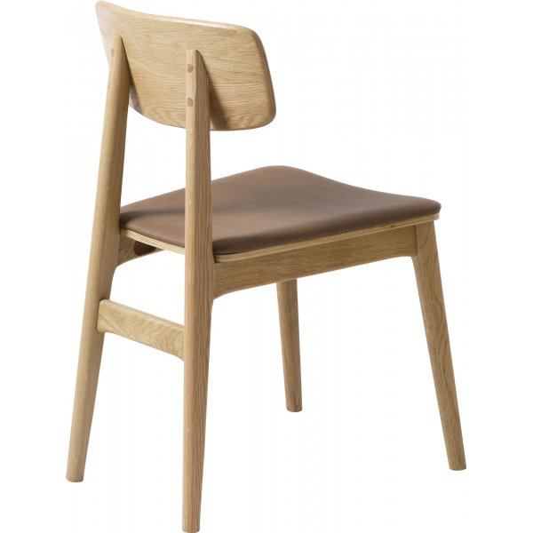 Kleppen stol i oljet eik med brunt sete