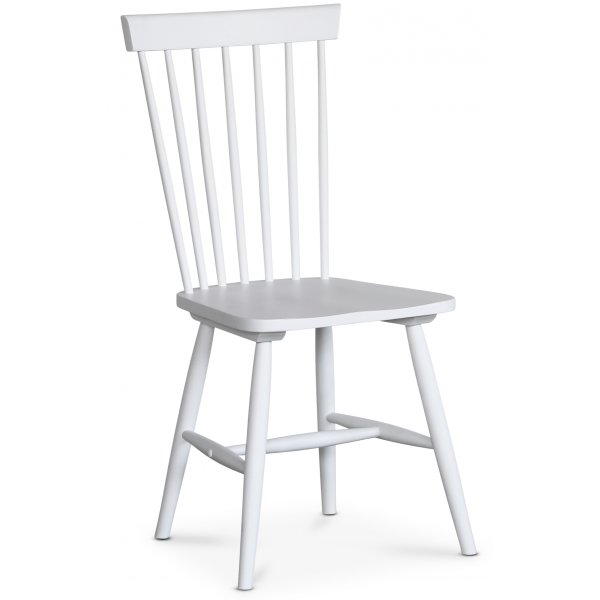 Skagen spisegruppe; klassisk spisebord 140x90 cm - Hvit / brunoljet eik med 4 hvite Karl pinnestoler