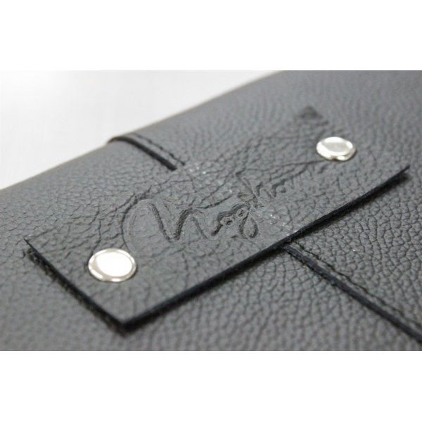 Svea firkantet stolpute skinn - Svart Svea firkantet stolpute skinn - Svart