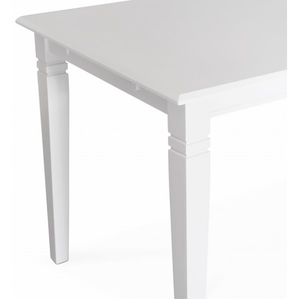 Sandhamn spisegruppe; 180x95 cm bord med 6 Crocket spisestoler i svart PU Sandhamn spisegruppe; 180x95 cm bord med 6 Crocket spisestoler i svart PU