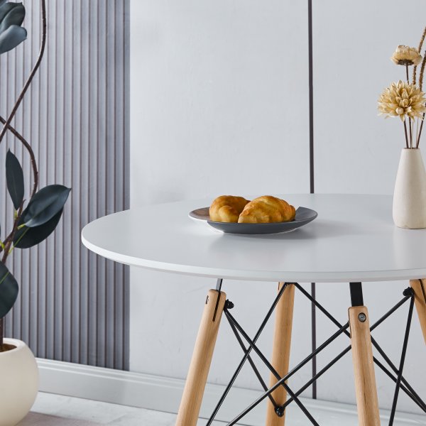 Vilgot rundt spisebord Ø80 cm - Hvit / Tre Vilgot rundt spisebord Ø80 cm - Hvit / Tre