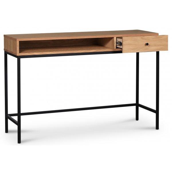 Stilo V.2 Skrivebord - Oljet eik / Svart metall Stilo V.2 Skrivebord - Oljet eik / Svart metall