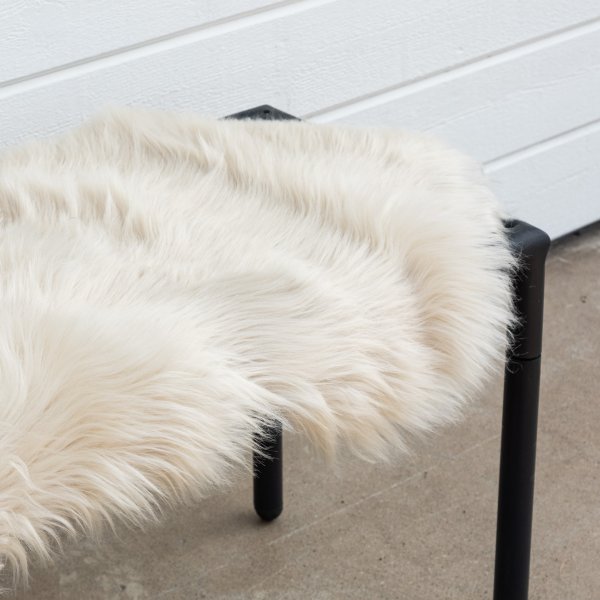 Katy fold 180 x 55 cm - Beige fuskepels Katy fold 180 x 55 cm - Beige fuskepels