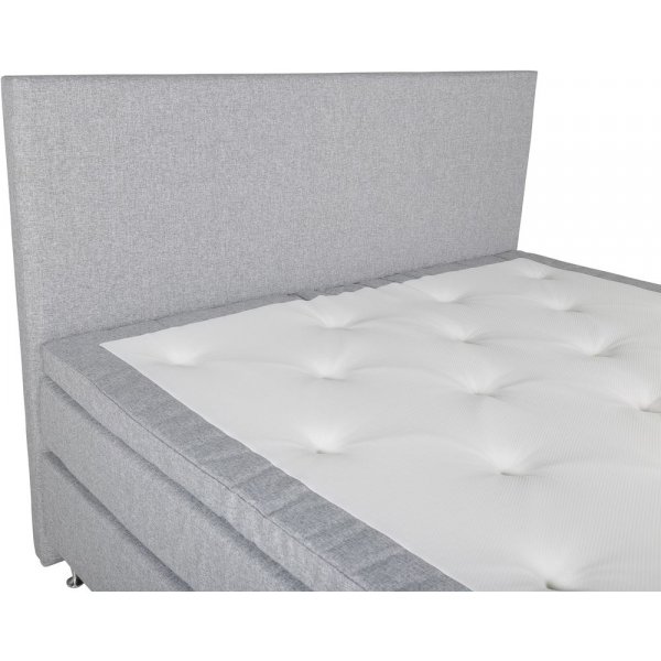 Rättvik kontinentalseng inkl hodegjerde Alvik - Valgfri farge og størrelse! Rättvik kontinentalseng inkl hodegjerde Alvik - Valgfri farge og størrelse!