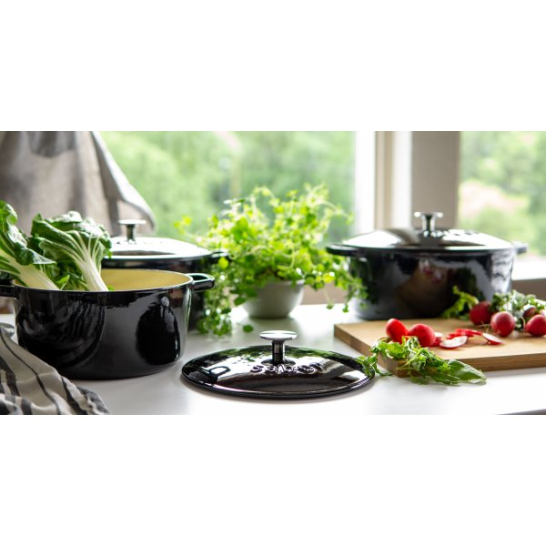 Saborgryte i stpejern 4,4 liter sort