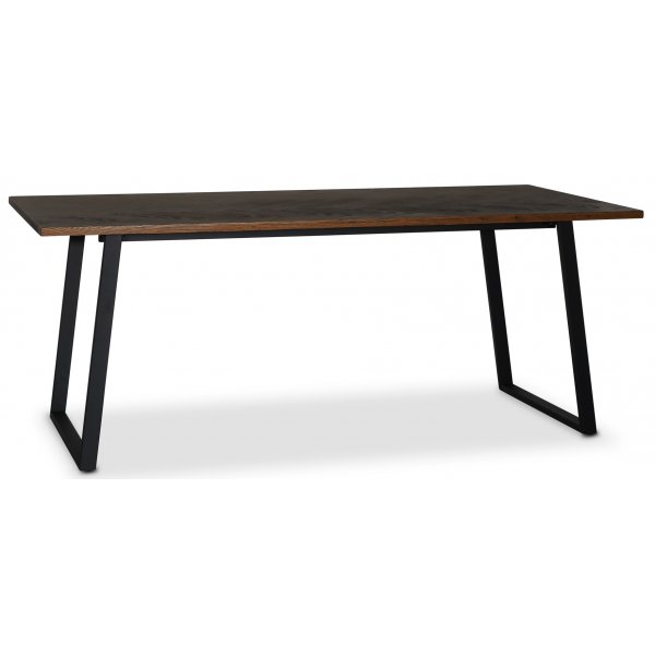 Edge 3.0 spisegruppe 190x90 cm inkludert 6 stk. svarte Castor pinnestoler - Brownstained fishbone Edge 3.0 spisegruppe 190x90 cm inkludert 6 stk. svarte Castor pinnestoler - Brownstained fishbone