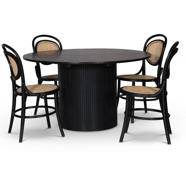 Nova spisegruppe, uttrekkbart spisebord 130-170 cm inkl. 4 stk. svarte Alicia stoler i byd tre - Svartbeiset eik