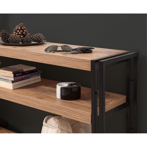 Cosmo sidebord - Furu/svart Cosmo sidebord - Furu/svart