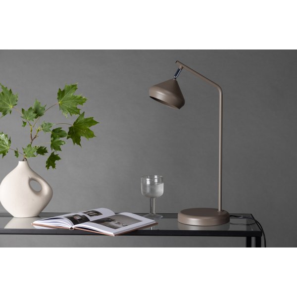 Isaberg bordlampe - Krom/Mocca Isaberg bordlampe - Krom/Mocca